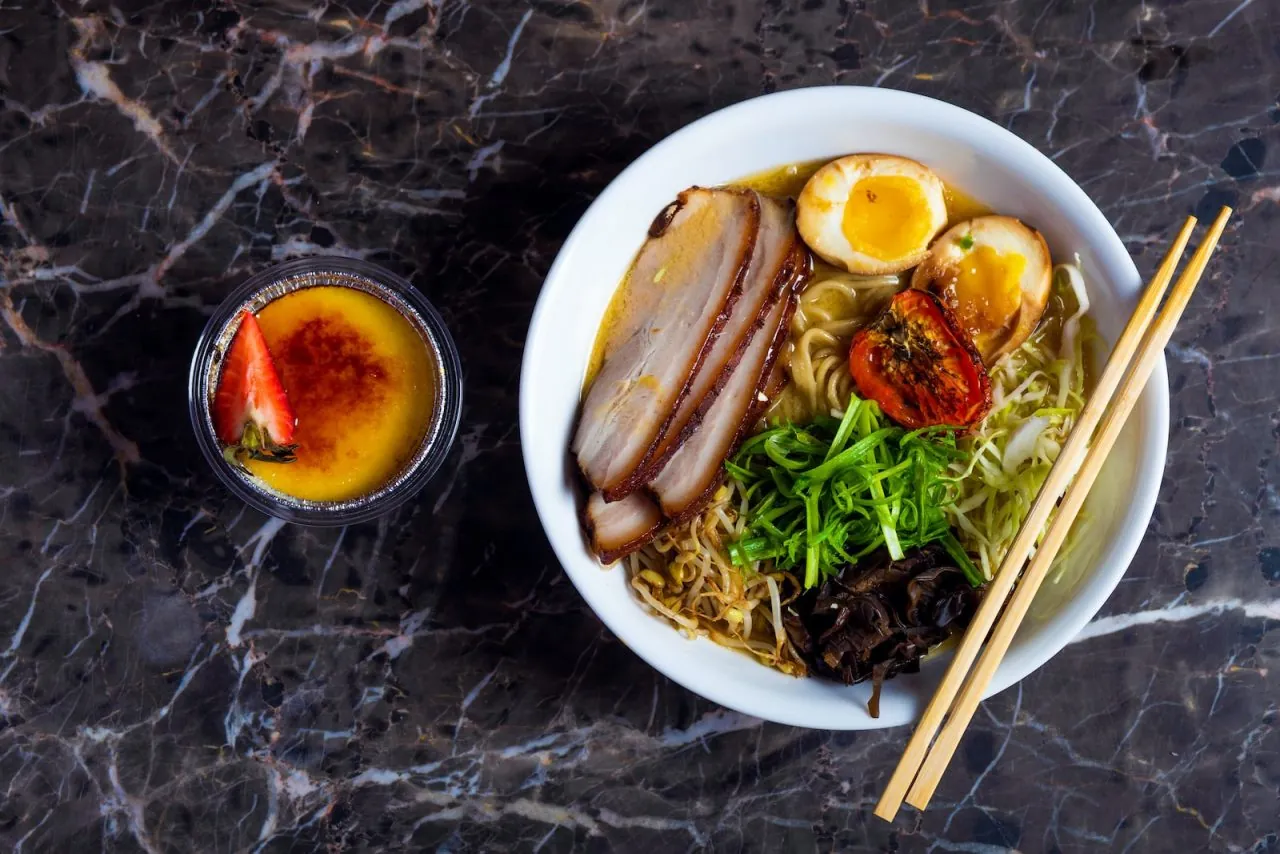 Noodle bar