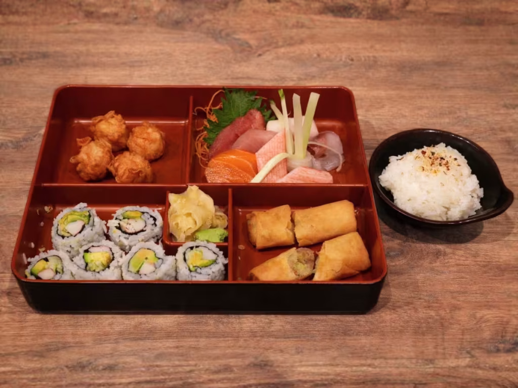 Sashimi (7 pcs) Bento